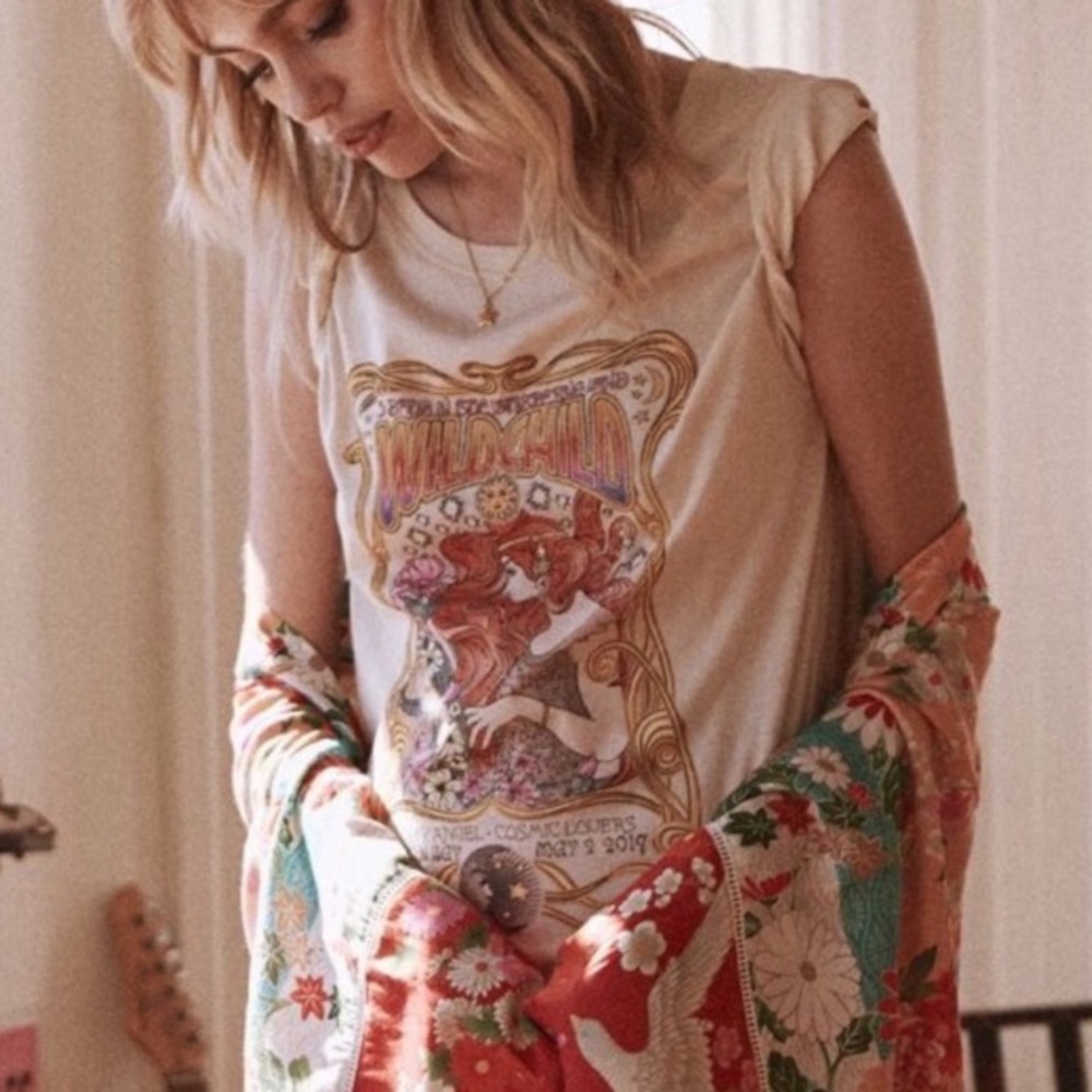 SOLD OUT Boho Gypsy Wild Child Retro Vintage T-Shirt - Picture 1 of 5